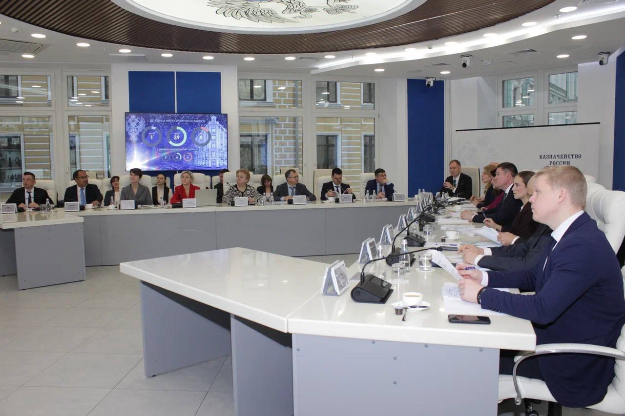 Под председательством Руководителя Казначейства России Романа Артюхина состоялось итоговое в 2025 году заседание Совета по организации внешнего контроля деятельности аудиторских организаций Под председательством Руководителя Казначейства России Романа Артюхина состоялось итоговое в 2025 году заседание Совета по организации внешнего контроля деятельности аудиторских организаций