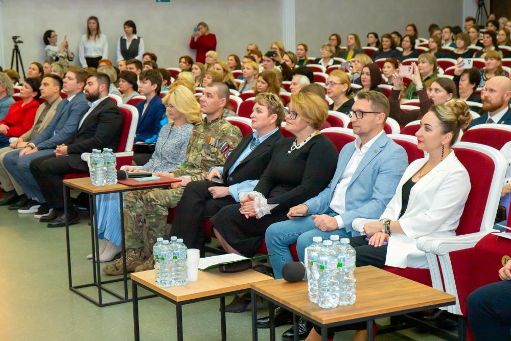 Итоги работы образовательных организаций культуры Владимирской области в 2025 году подвели на конференции «Художественное образование региона в контексте стратегии государственной культурной политики» Итоги работы образовательных организаций культуры Владимирской области в 2025 году подвели на конференции «Художественное образование региона в контексте стратегии государственной культурной политики»