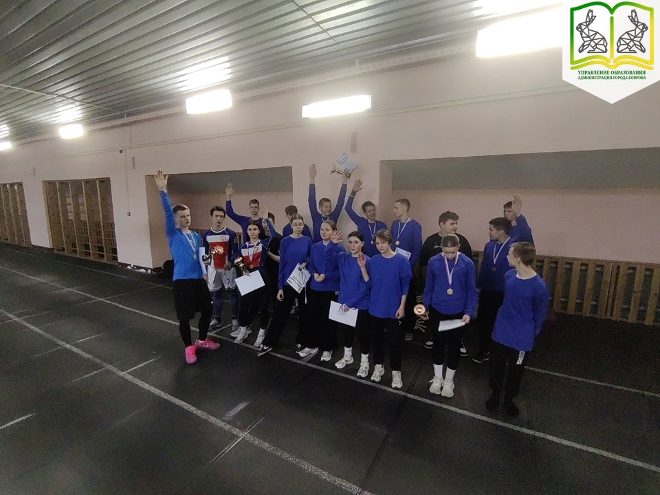 Ковровчане заняли первое место в областных соревнованиях по пожарно-спасательному спорту Ковровчане заняли первое место в областных соревнованиях по пожарно-спасательному спорту