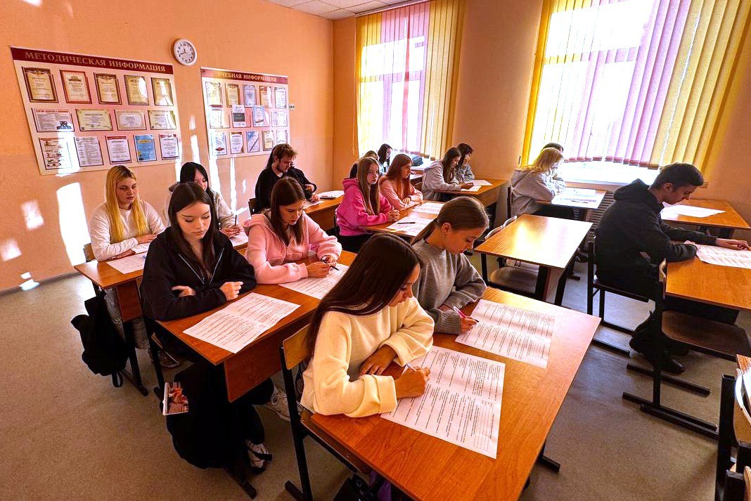 Завершаем цикл просветительских мероприятий для молодежи 2025 года! Завершаем цикл просветительских мероприятий для молодежи 2025 года!