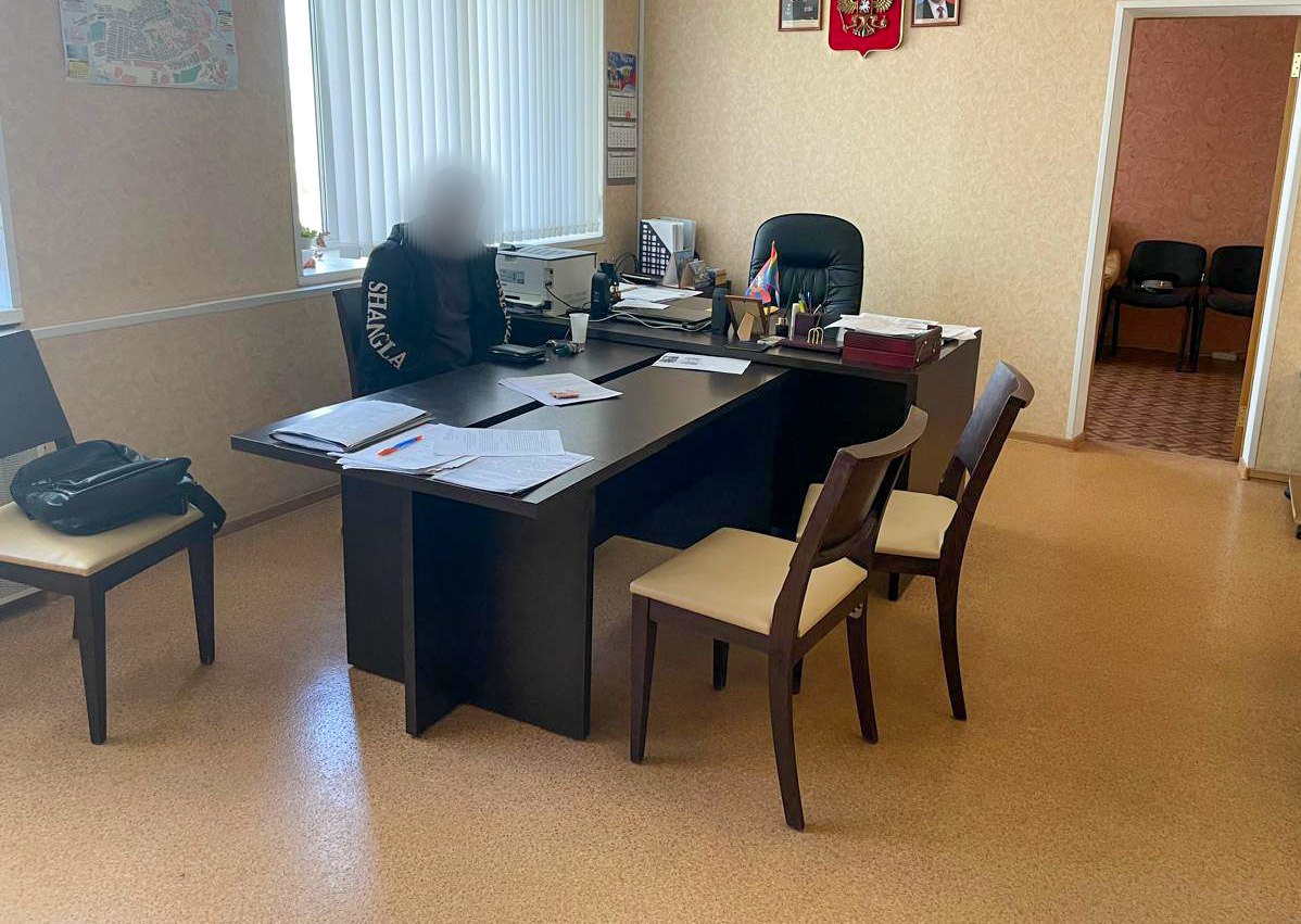 Перед судом предстанет иностранный гражданин по обвинению в покушении на дачу взятки сотруднику ГАИ