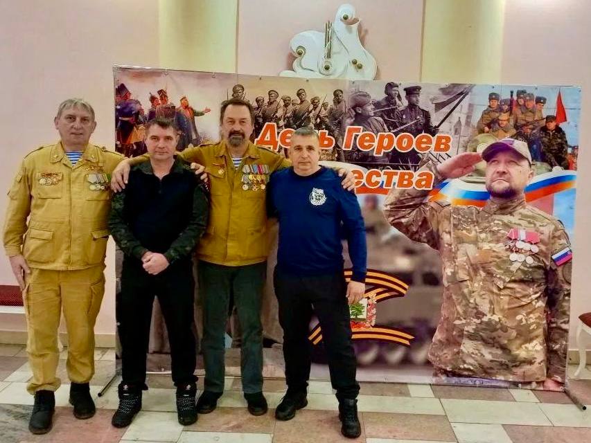 Ветераны СВО принимают участие в общественной жизни, включая патриотические мероприятия в образовательных учреждениях региона Ветераны СВО принимают участие в общественной жизни, включая патриотические мероприятия в образовательных учреждениях региона