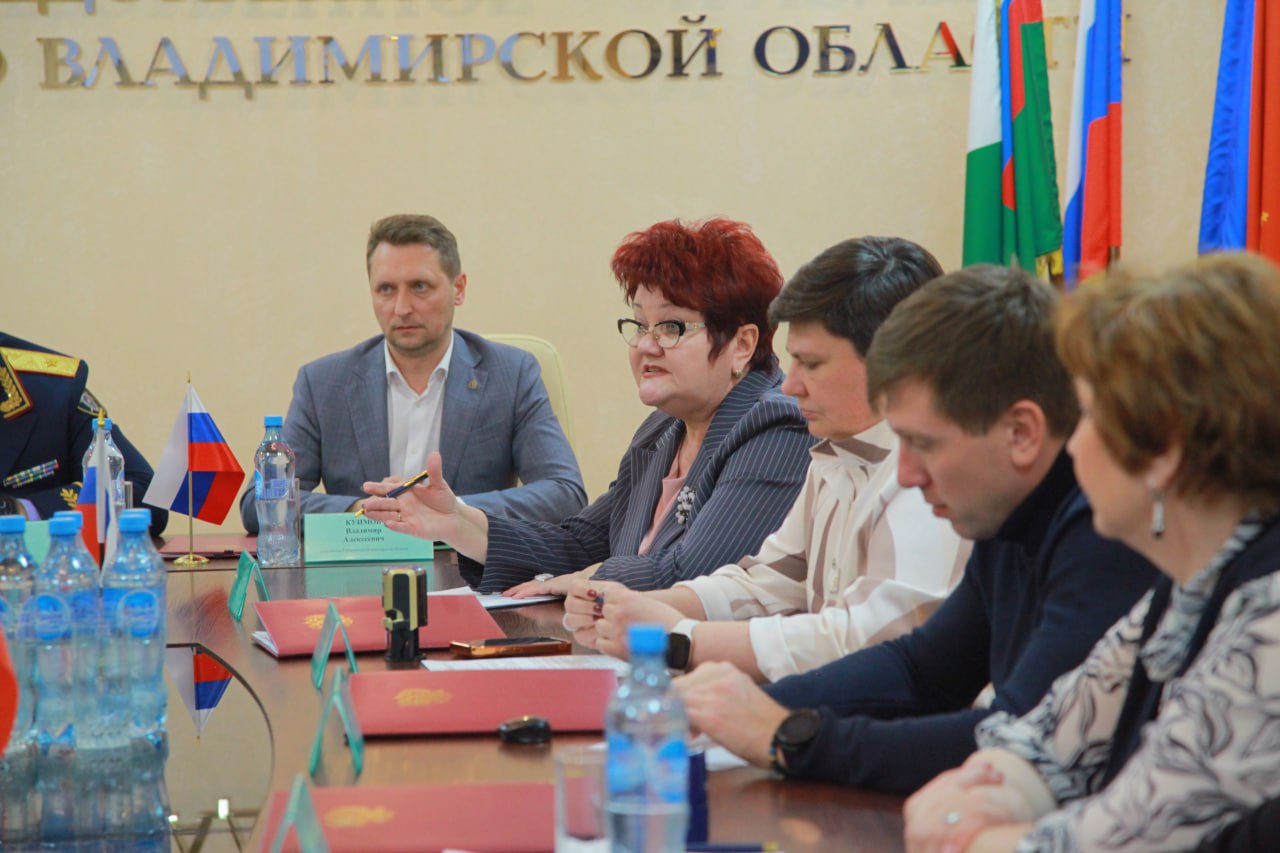 В следственном управлении СК России по Владимирской области состоялось подписание трехсторонних соглашений об открытии в школах Владимира и Мурома профильных кадетских классов СК России В следственном управлении СК России по Владимирской области состоялось подписание трехсторонних соглашений об открытии в школах Владимира и Мурома профильных кадетских классов СК России