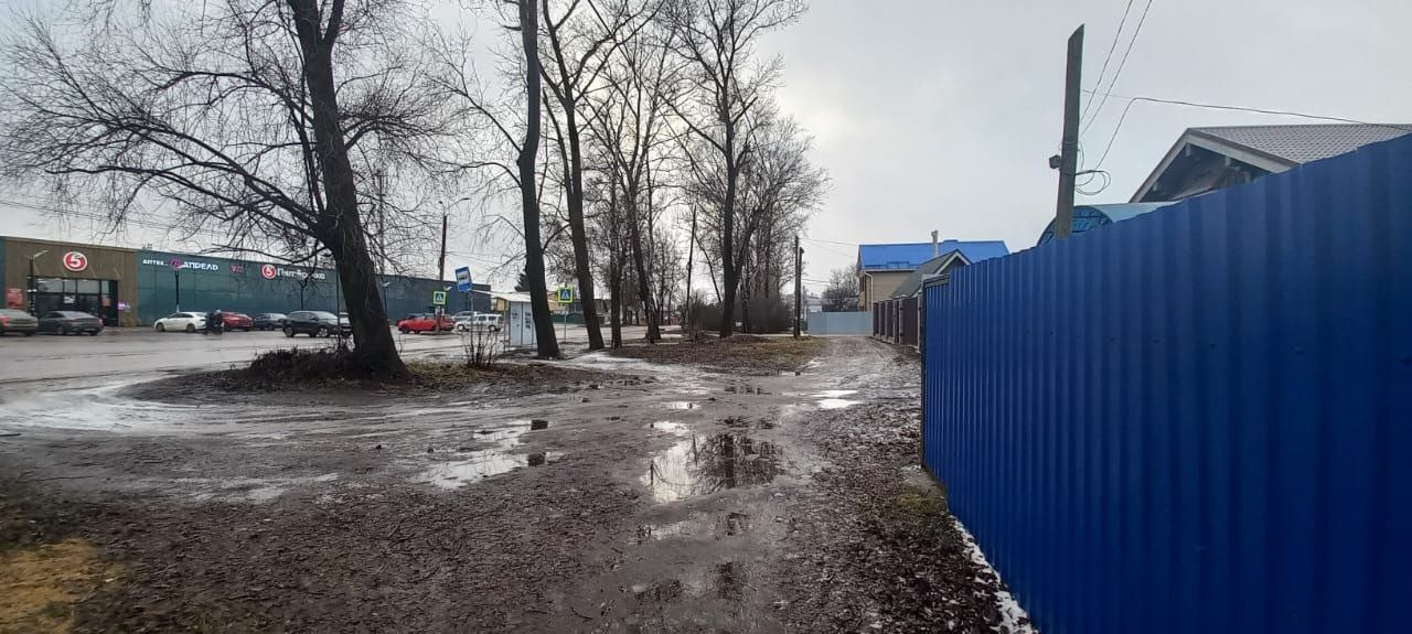 В Александрове суд удовлетворил иск прокурора об обустройстве тротуаров вдоль улиц города В Александрове суд удовлетворил иск прокурора об обустройстве тротуаров вдоль улиц города