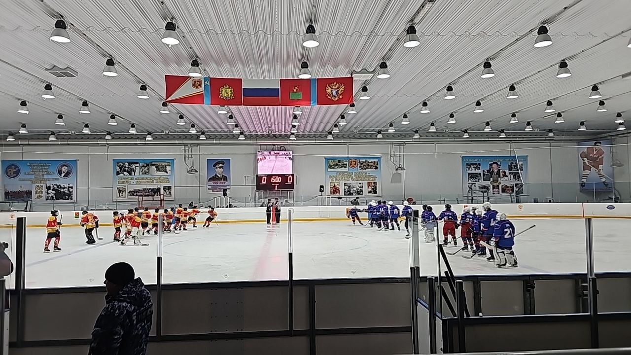 В Судогде стартовал турнир юных хоккеистов памяти Александра Рагулина В Судогде стартовал турнир юных хоккеистов памяти Александра Рагулина