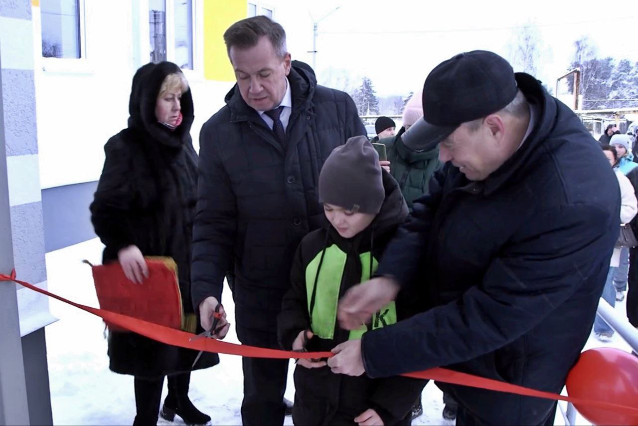 Двенадцать квартир передали очередникам в Ковровском районе