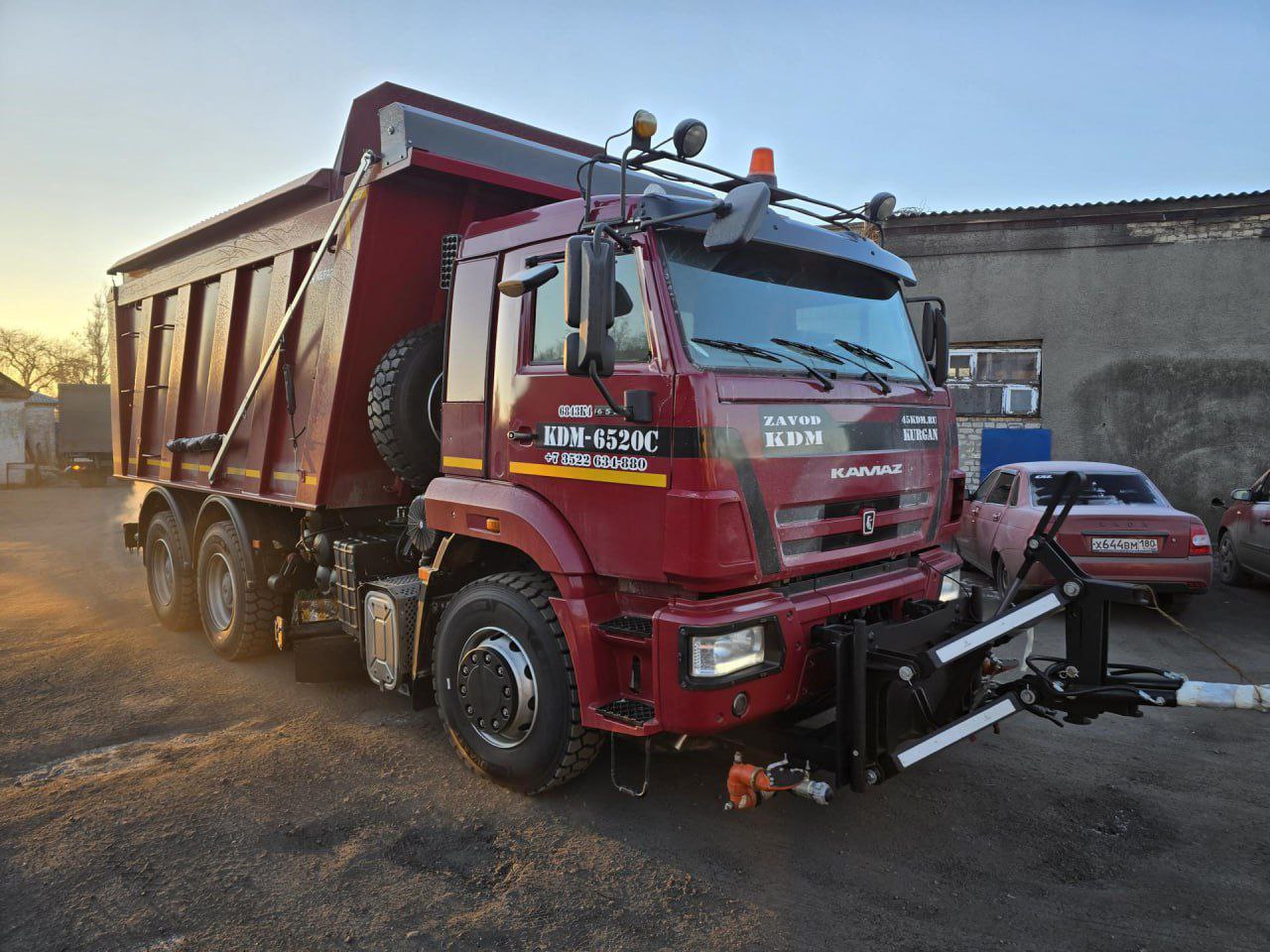 В Кировское приехала коммунальная техника из Владимирской области В Кировское приехала коммунальная техника из Владимирской области