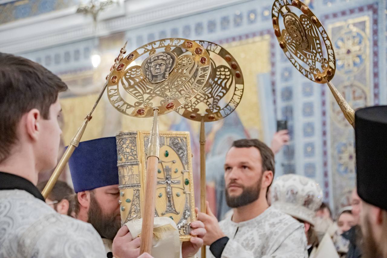 Михаил Развожаев: Сотни верующих собрались Рождественской ночью в Свято-Владимирском соборе Херсонесского монастыря: здесь состоялось всенощное бдение и Божественная литургия Михаил Развожаев: Сотни верующих собрались Рождественской ночью в Свято-Владимирском соборе Херсонесского монастыря: здесь состоялось всенощное бдение и Божественная литургия