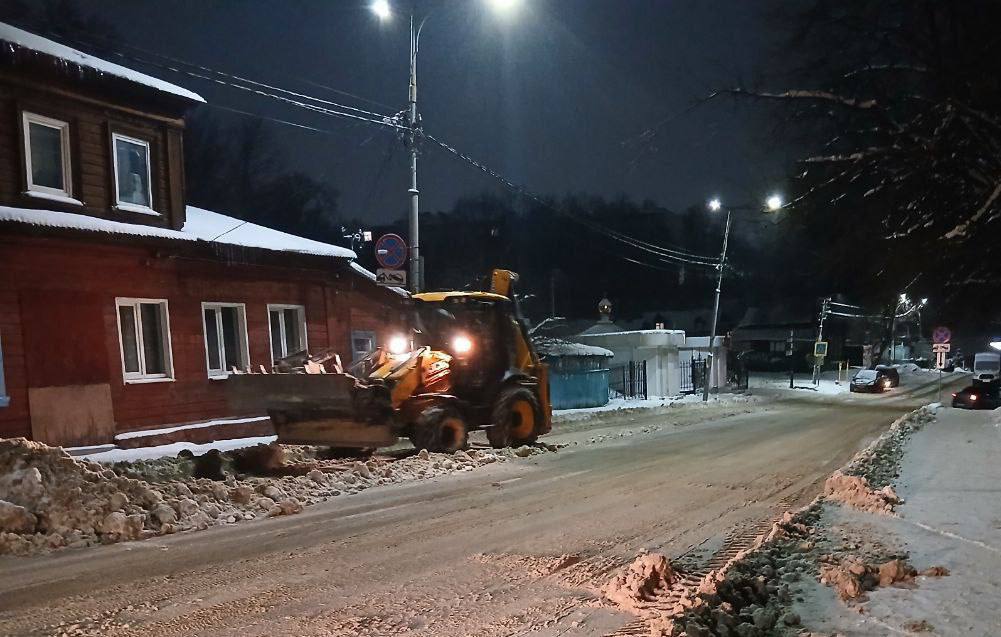 Во Владимире снегопад, и такие погодные условия, по прогнозам синоптиков, сохранятся еще несколько дней, пик ожидается 9 января Во Владимире снегопад, и такие погодные условия, по прогнозам синоптиков, сохранятся еще несколько дней, пик ожидается 9 января