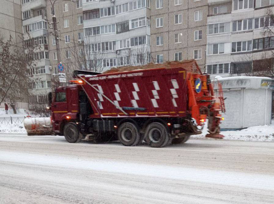 Во Владимире снегопад, и такие погодные условия, по прогнозам синоптиков, сохранятся еще несколько дней, пик ожидается 9 января Во Владимире снегопад, и такие погодные условия, по прогнозам синоптиков, сохранятся еще несколько дней, пик ожидается 9 января
