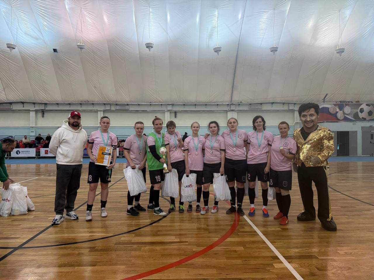 Во Владимире прошел турнир по мини-футболу «Рождественские звезды-2026» Во Владимире прошел турнир по мини-футболу «Рождественские звезды-2026»