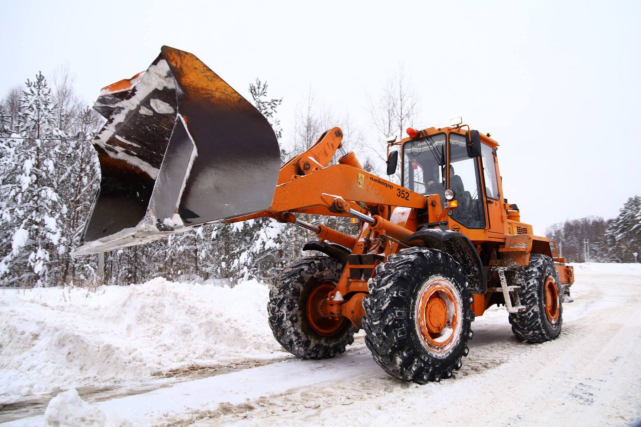 Власти настоятельно рекомендуют горожанам - по возможности - не выезжать на личных автомобилях сегодня и завтра Власти настоятельно рекомендуют горожанам - по возможности - не выезжать на личных автомобилях сегодня и завтра