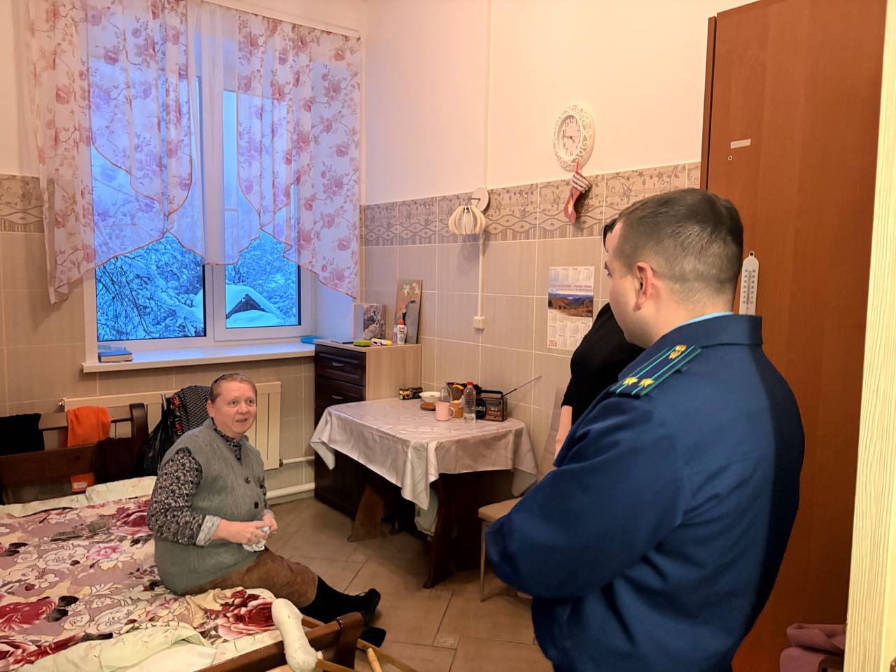 . Прокурор Меленковского района Роман Сурков посетил Тургеневское отделение милосердия Прокурор Меленковского района Роман Сурков с рабочим визитом посетил Тургеневское отделение милосердия ГБУС ВО «Меленковский комплексный... . Прокурор Меленковского района Роман Сурков посетил Тургеневское отделение милосердия Прокурор Меленковского района Роман Сурков с рабочим визитом посетил Тургеневское отделение милосердия ГБУС ВО «Меленковский комплексный...