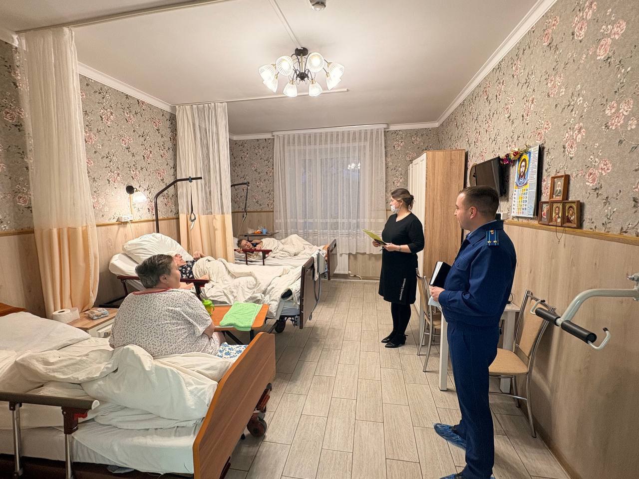 . Прокурор Меленковского района Роман Сурков посетил Тургеневское отделение милосердия Прокурор Меленковского района Роман Сурков с рабочим визитом посетил Тургеневское отделение милосердия ГБУС ВО «Меленковский комплексный... . Прокурор Меленковского района Роман Сурков посетил Тургеневское отделение милосердия Прокурор Меленковского района Роман Сурков с рабочим визитом посетил Тургеневское отделение милосердия ГБУС ВО «Меленковский комплексный...