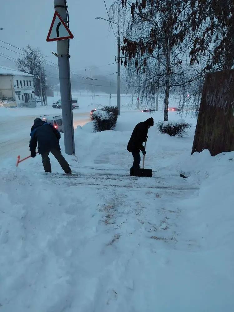 Город во власти зимы: во Владимире снегопад Город во власти зимы: во Владимире снегопад