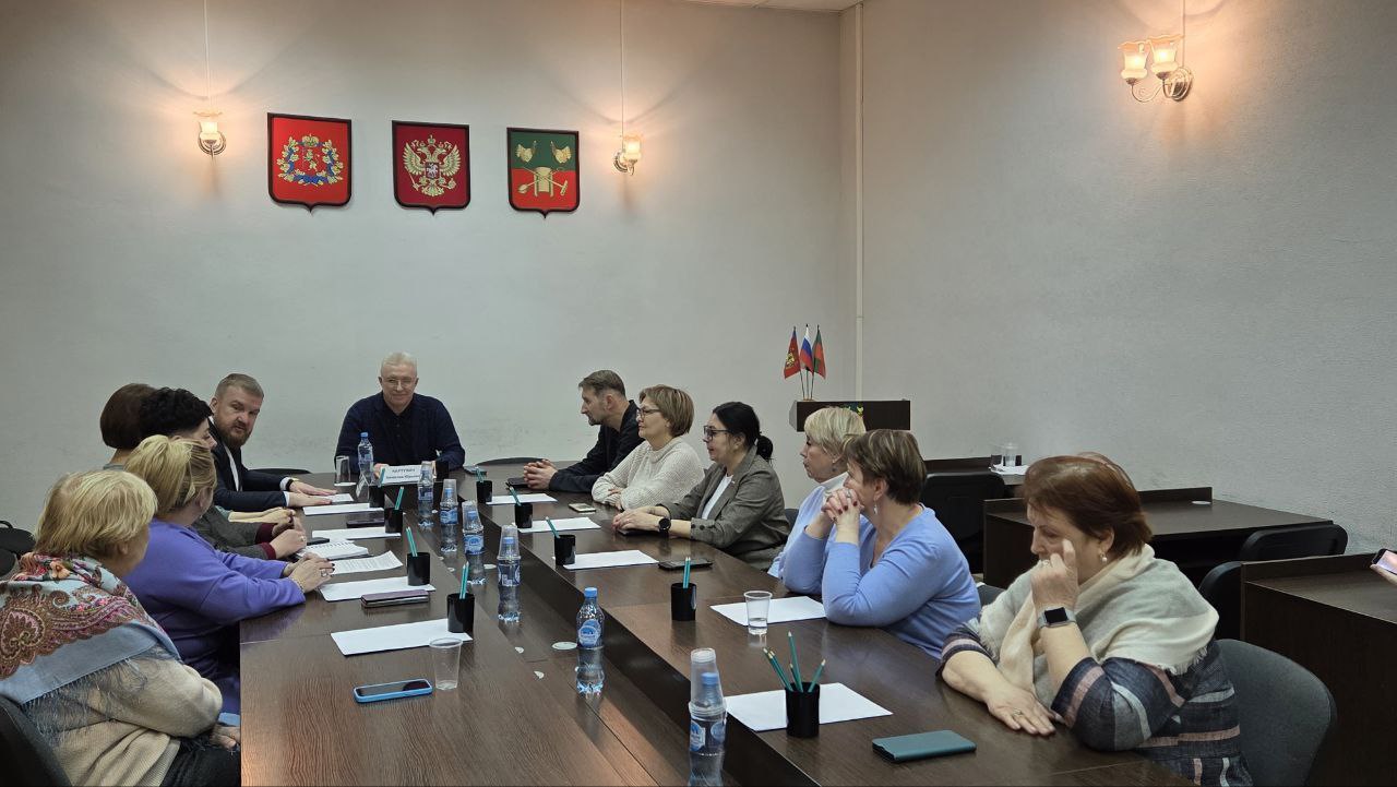 27 января 2026 года при Законодательном Собрании Владимирской области была создана рабочая группа по изучению вопроса о закрытии родильного отделения государственного бюджетного учреждения здравоохранения Владимирской... 27 января 2026 года при Законодательном Собрании Владимирской области была создана рабочая группа по изучению вопроса о закрытии родильного отделения государственного бюджетного учреждения здравоохранения Владимирской...