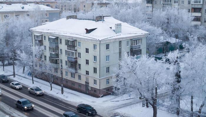 ОСТОРОЖНО! На крышах снег!
