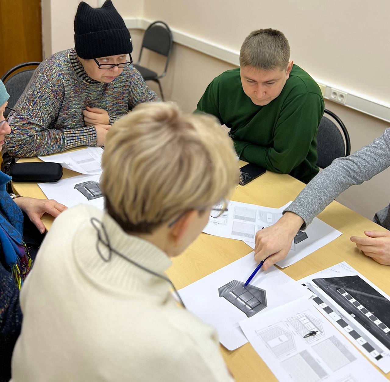 По поручению Губернатора Владимирской области Александра Авдеева в Центре поддержки Предпринимательства и Туризма прошла встреча представителей администрации города Владимира с предпринимателями, занимающимися торговлей... По поручению Губернатора Владимирской области Александра Авдеева в Центре поддержки Предпринимательства и Туризма прошла встреча представителей администрации города Владимира с предпринимателями, занимающимися торговлей...
