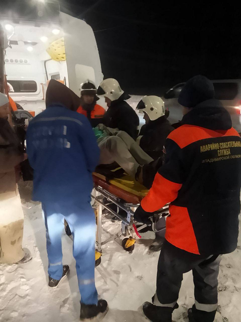 Спасатели областного отряда деблокировали пострадавшую в ДТП на М-12 в Петушинском округе