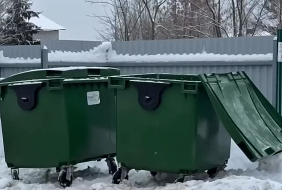 В частном секторе Владимира отдельно расчищают контейнерные площадки для своевременного вывоза мусора