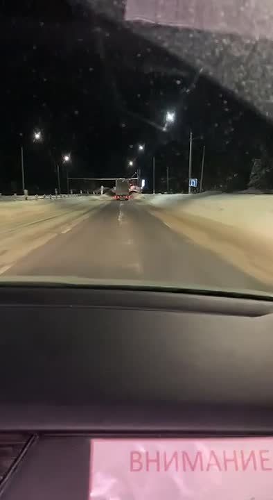 Новые подрядчики вышли на уборку федеральной трассы М-7 во Владимирской области