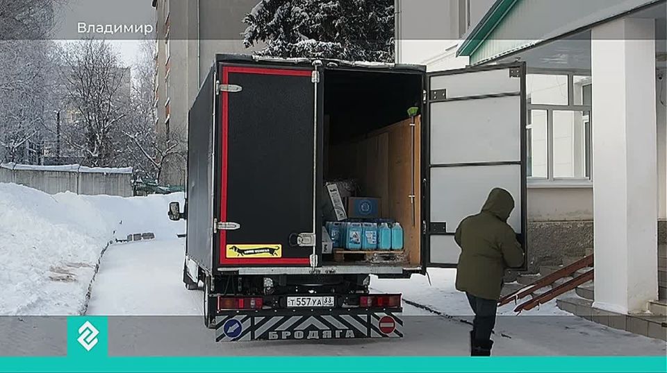 Председатель ЗС Ольга Хохлова приняла участие в передаче партии помощи Владимирскому гарнизонному госпиталю