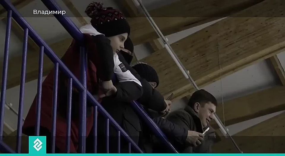 С рабочим визитом во Владимирскую область приехал главный тренер Сборной «Россия 25» по хоккею Роман Ротенберг