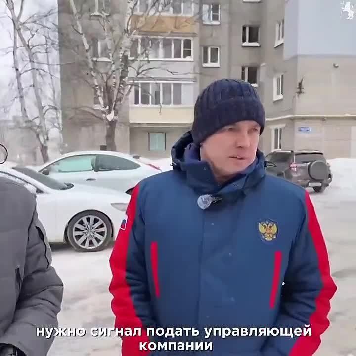 Вчера временно исполняющий полномочия главы города Владимира Сергей Волков провёл выездной приём граждан в микрорайоне Юрьевец