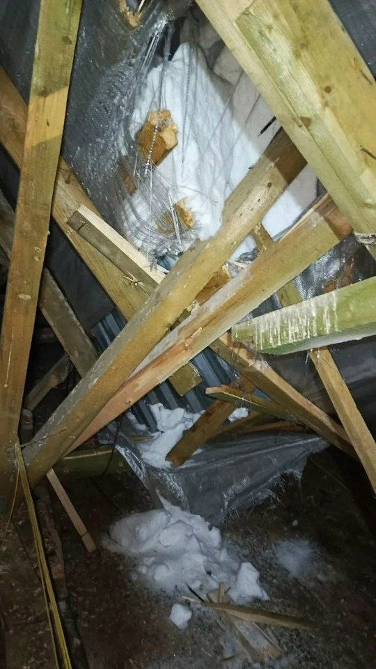 В Струнино прокуратурой организована проверка по факту частичного обрушения крыши многоквартирного дома В Струнино прокуратурой организована проверка по факту частичного обрушения крыши многоквартирного дома