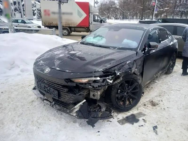 За сутки на дорогах Владимирской области произошло 80 аварий с 10 пострадавшими