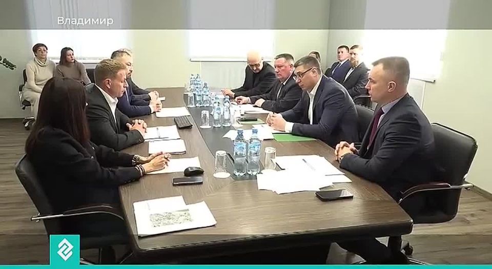 Александр Авдеев встретился с главой Роснано и посетил владимирский завод «Акрилан»