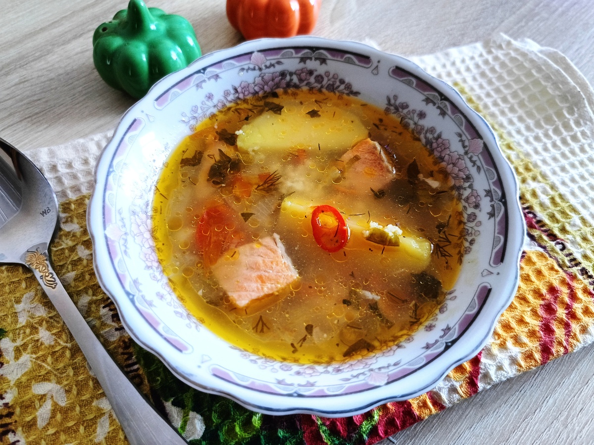 Легкий суп из красной рыбы: секреты вкусного бульона
