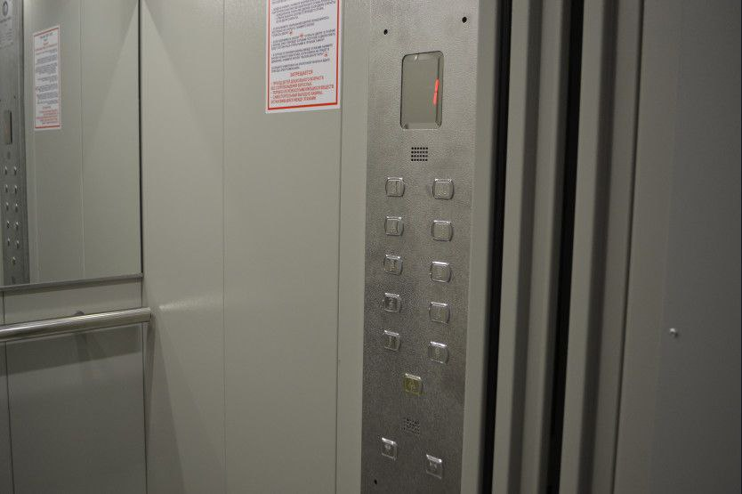Тарифы на лифты поднимутся: новые законы меняют привычную жизнь жильцов