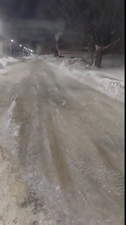 В Юрьеве-Польском прорвало водопровод на Заводской