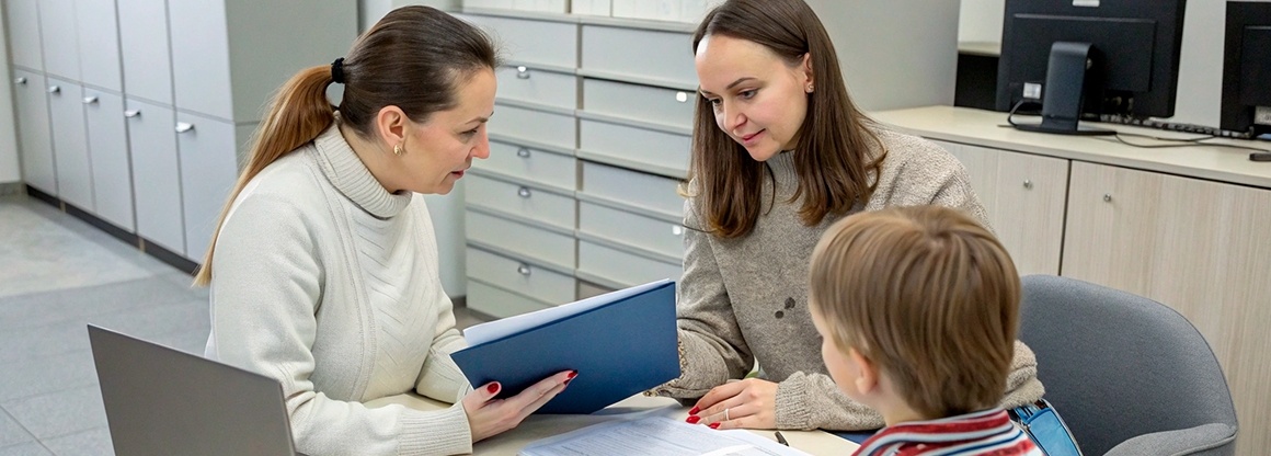 Как изменить фамилию ребёнка: всё, что нужно знать