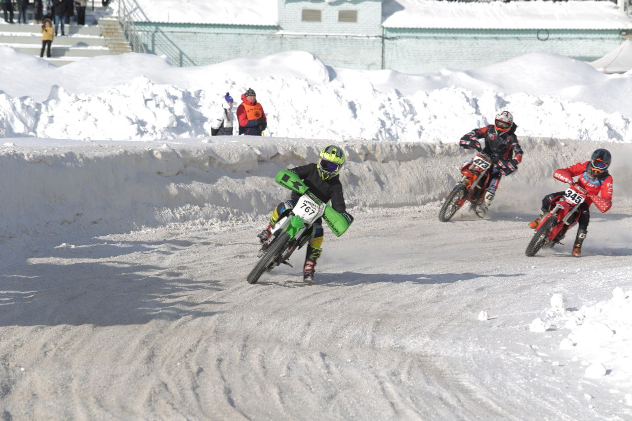 60-й юбилейный зимний мотокросс состоялся в Коврове 22 февраля 60-й юбилейный зимний мотокросс состоялся в Коврове 22 февраля