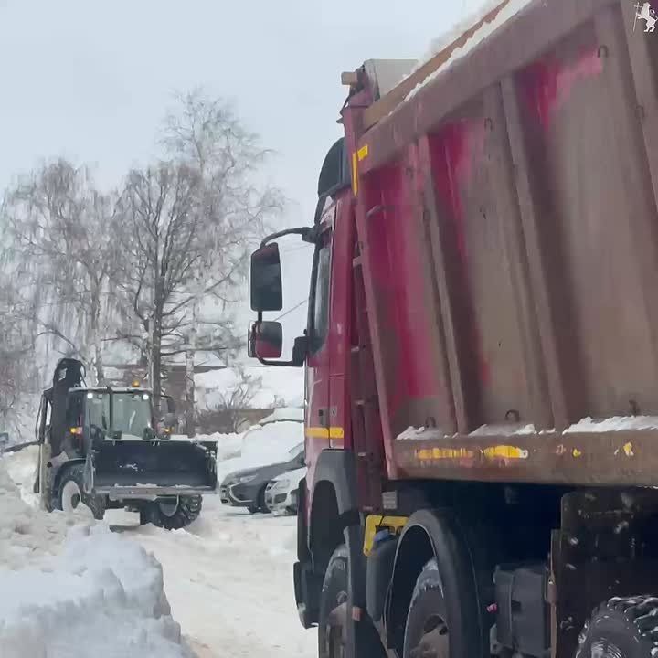 Дороги под контролем: ЦУГД убирает снег 24/7