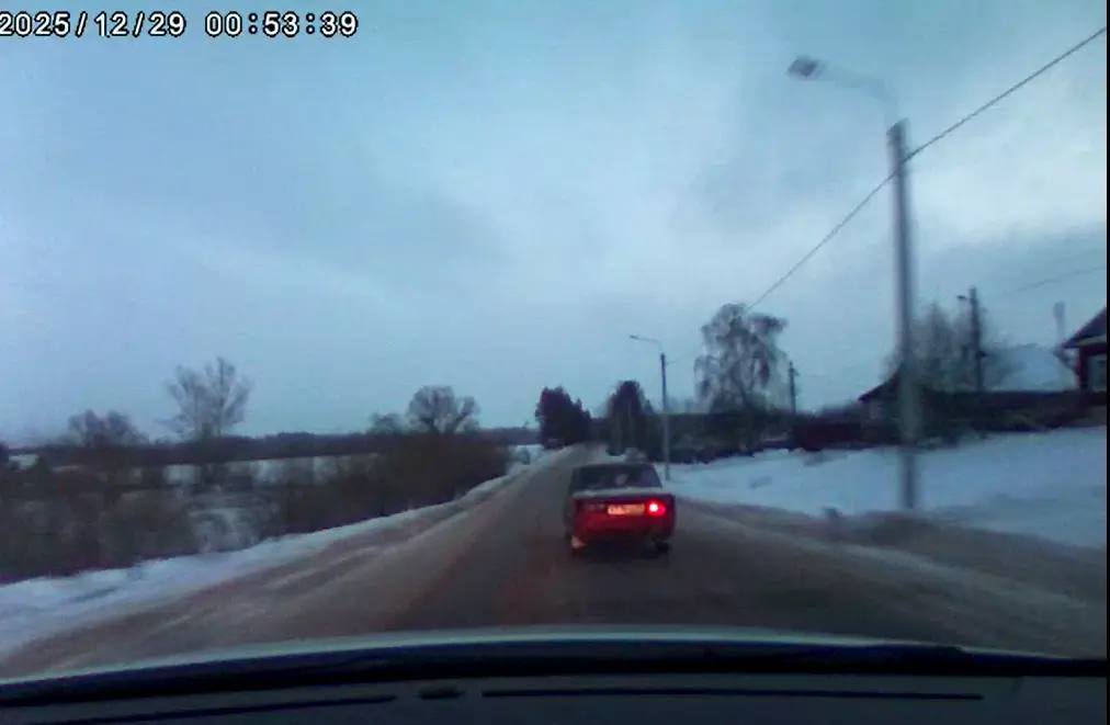 Перед судом предстанет несовершеннолетний житель Камешково по обвинению в применении насилия к сотруднику Госавтоинспекции Перед судом предстанет несовершеннолетний житель Камешково по обвинению в применении насилия к сотруднику Госавтоинспекции