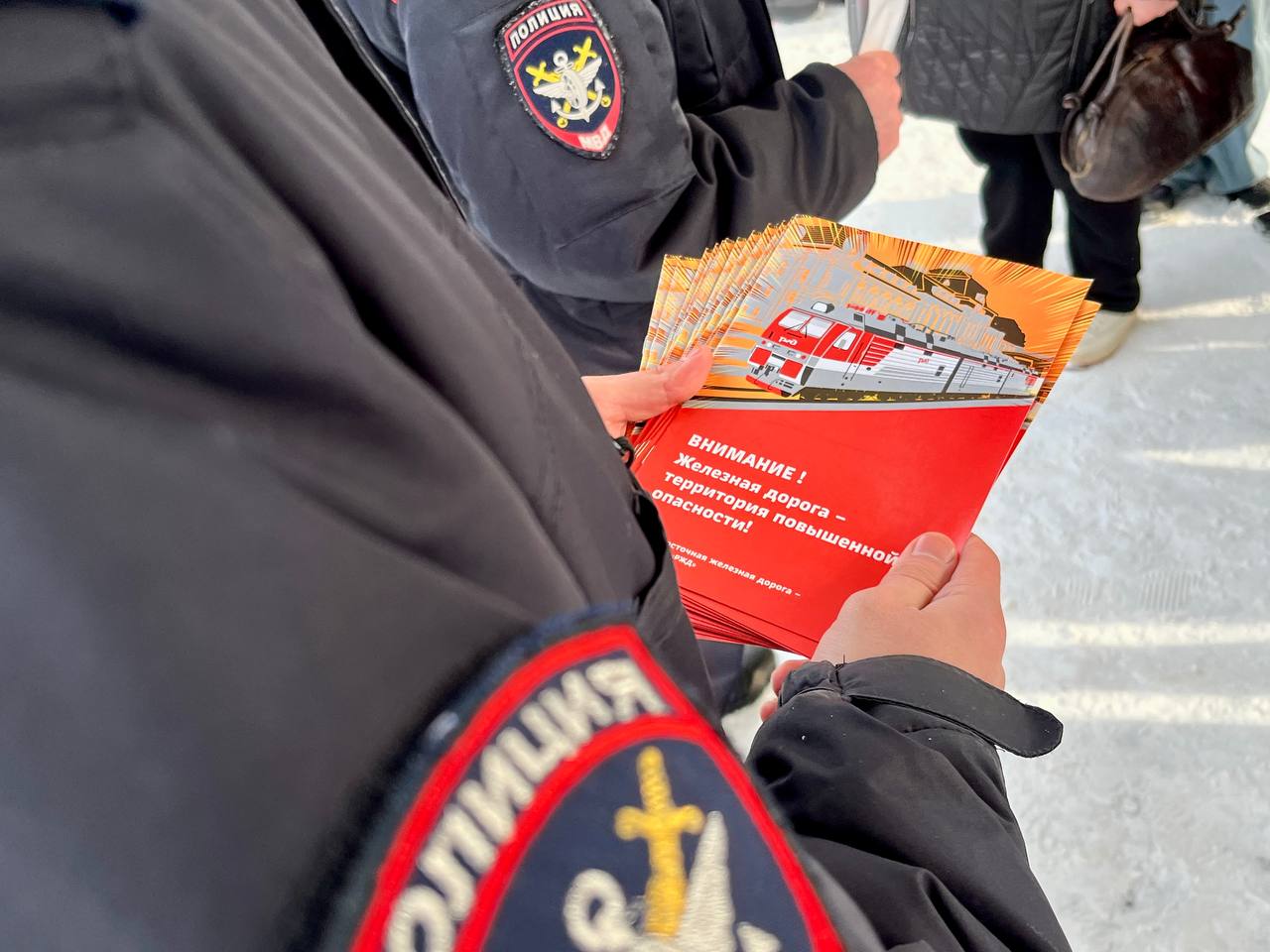 Нижегородские транспортные полицейские обеспечили охрану порядка во время стоянки «Поезда Победы» Нижегородские транспортные полицейские обеспечили охрану порядка во время стоянки «Поезда Победы»