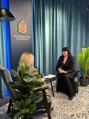 А мы уже в эфире. В гостях Татьяна Владимировна Адулова — министр внутренней политики Владимирской области