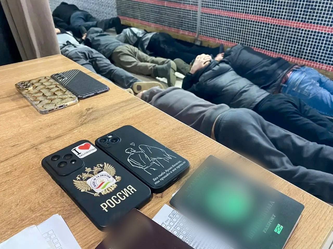 В Петушинском районе задержали участников ОПГ, которые занимались производством и продажей контрафактного шоколада известных марок