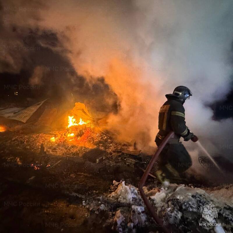 В деревне Шушерино сгорела пилорама