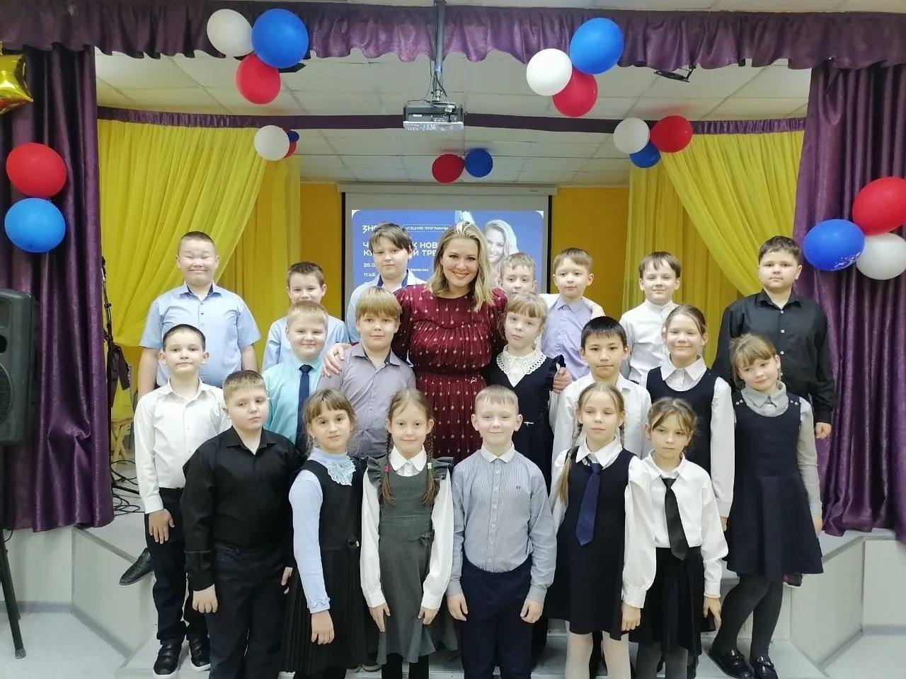 Актриса театра и кино Мария Кожевникова встретилась с учениками санаторной школы-интерната города Вязники Актриса театра и кино Мария Кожевникова встретилась с учениками санаторной школы-интерната города Вязники