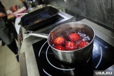 Как правильно дезинфицировать фрукты и ягоды: мифы и реальность