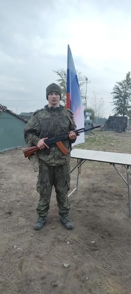 Продолжая проект «СВОи Герои рядом», мы вновь хотим рассказать о мужчинах, которые с мужеством и стойкостью защищают нашу Родину в зоне СВО