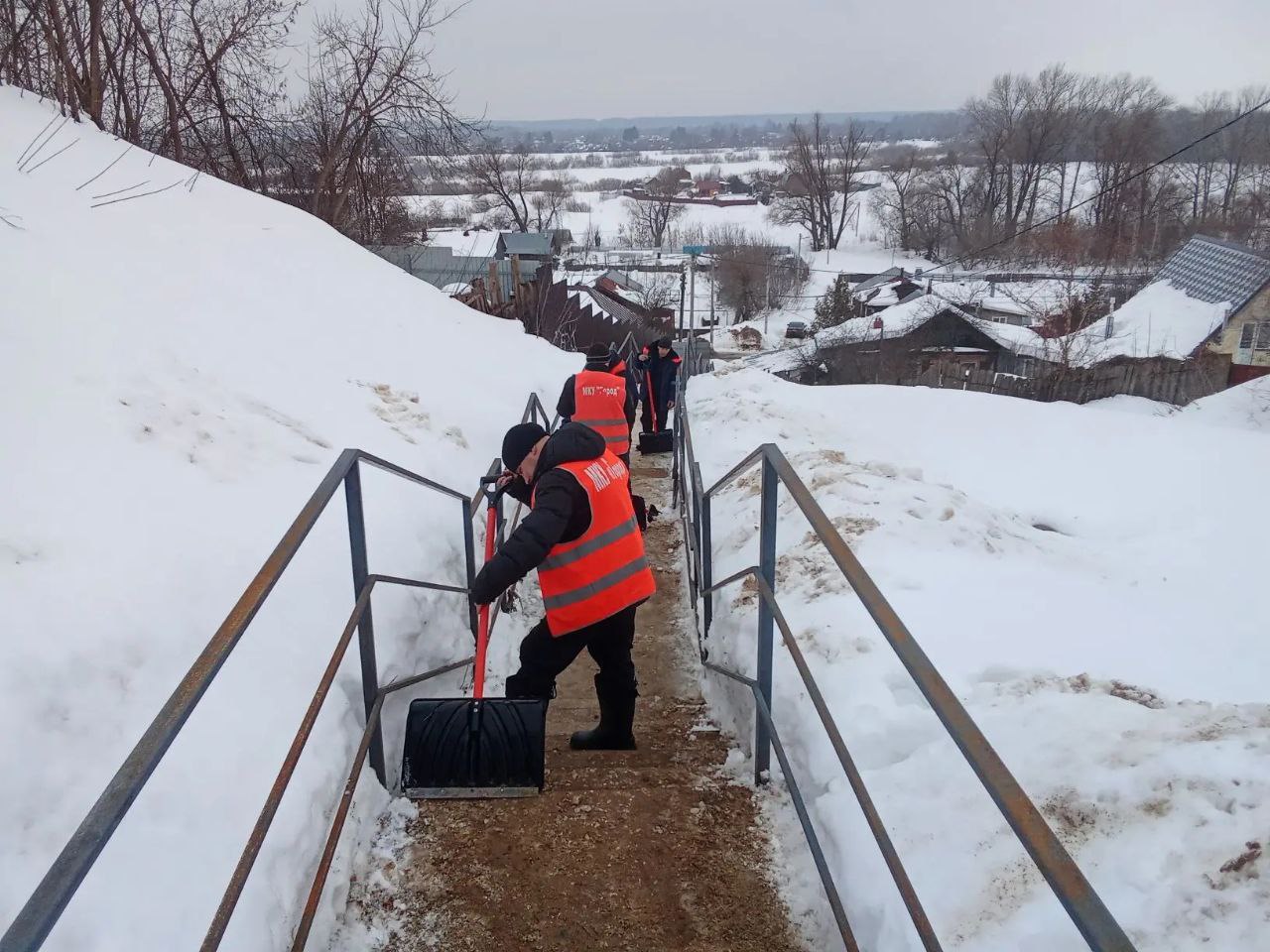 В течение 1-2 марта МКУ «Город» проводит работы по механизированной очистке от снега на улицах: Чернышевского, Маяковского, Пионерская, Сосновая, Социалистическая в сторону Свердлова, Долинная, Карла Маркса до ул. Дегтярева... В течение 1-2 марта МКУ «Город» проводит работы по механизированной очистке от снега на улицах: Чернышевского, Маяковского, Пионерская, Сосновая, Социалистическая в сторону Свердлова, Долинная, Карла Маркса до ул. Дегтярева...