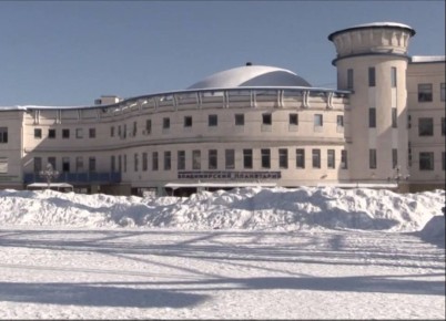 В «Звездном доме» монтируется новый купол из уникального материала — стеклопластика