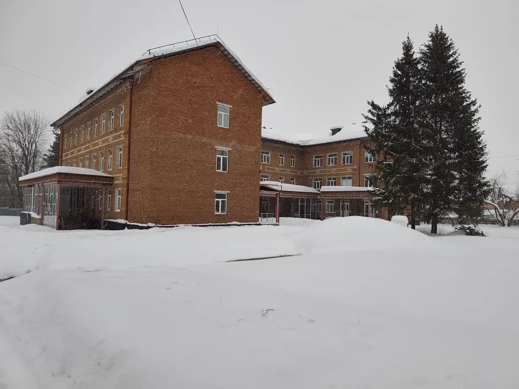 Александровская городская прокуратура контролирует завершение работ по реконструкции здания поликлиники в Карабаново Александровская городская прокуратура контролирует завершение работ по реконструкции здания поликлиники в Карабаново