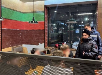 Рейд по местам вечернего отдыха молодежи провели владимирские полицейские совместно с дружинниками и студентами