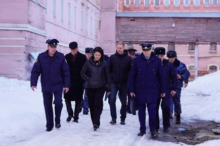 . Владимирский прокурор по надзору за соблюдением законов в исправительных учреждениях совместно с Уполномоченным по правам человека во Владимирской области провели проверку во Владимирском централе На прошедшей неделе...